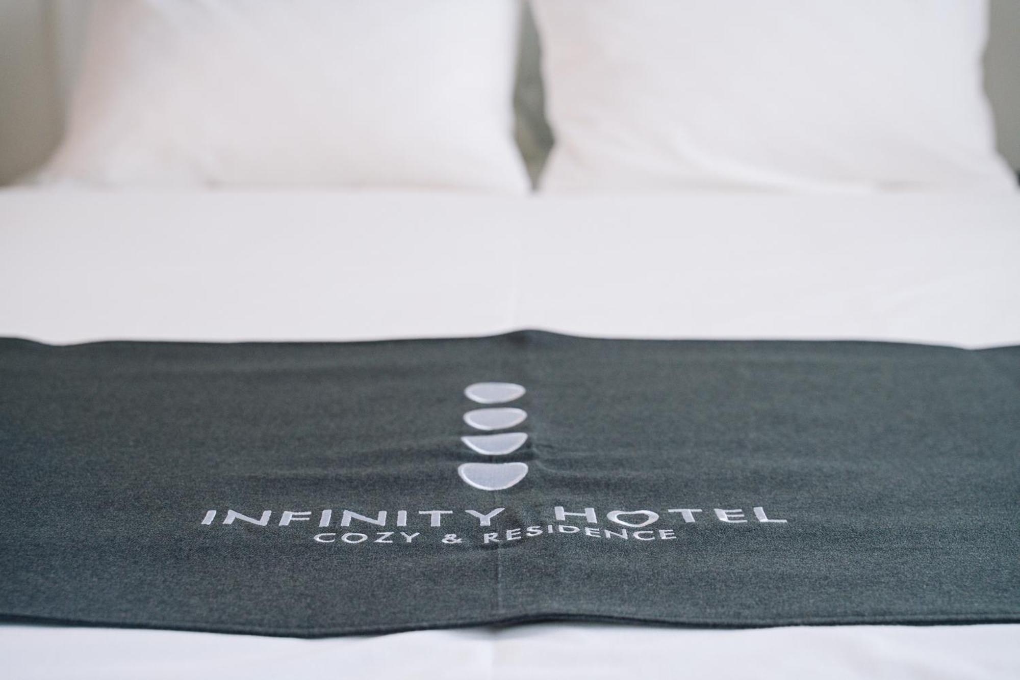 Infinity Hotel -Jiitchaku- Urasoe Eksteriør bilde
